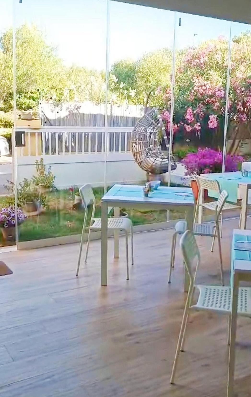 La Smeralda - Boutique Rooms And Breakfast Golfo Aranci Exteriör bild